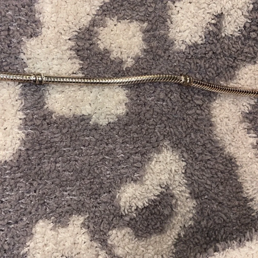 Pandora sterling silver 7 in classic bracelet - Picture 9 of 9